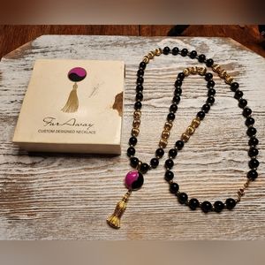 Vintage Avon necklace